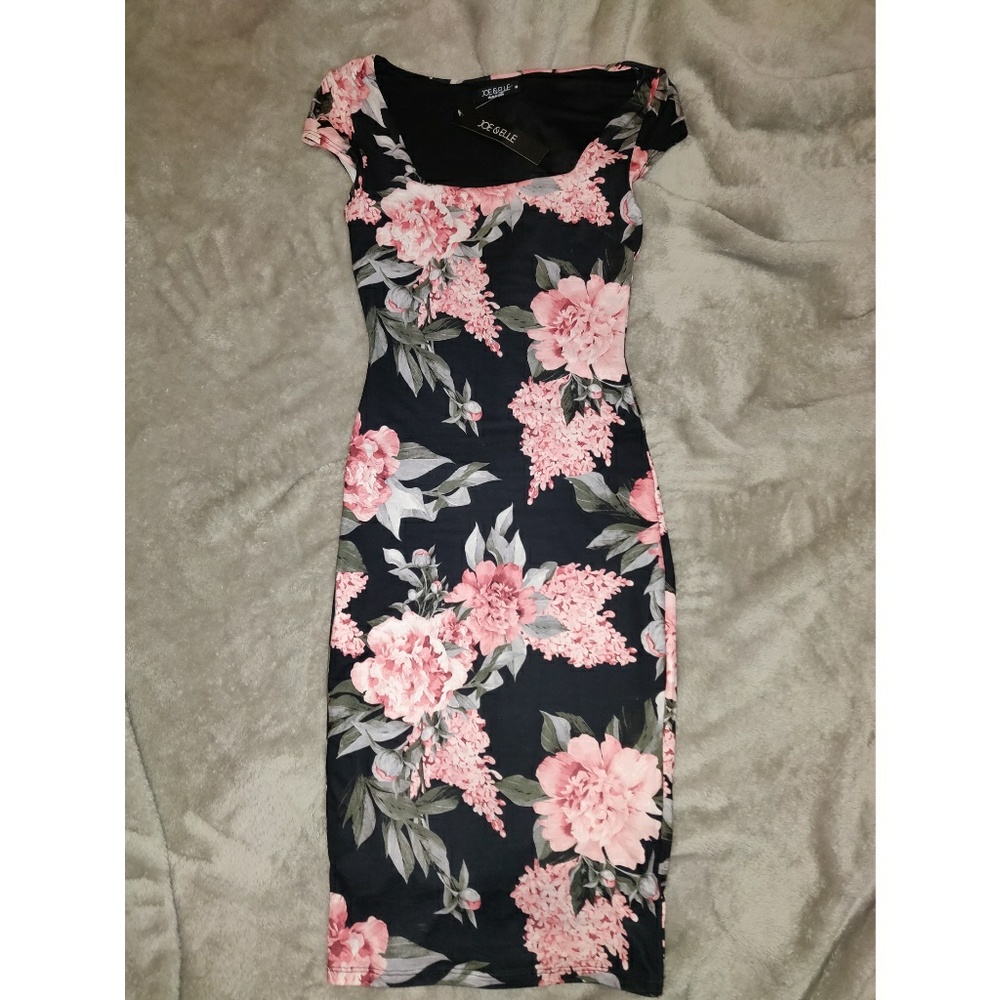 Floral Bodycon Dress NWT